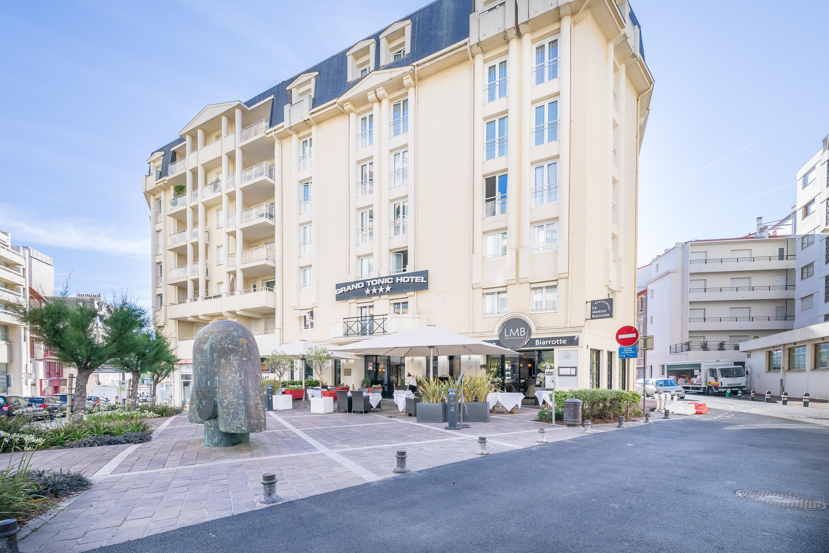 Grand Tonic Hotel & Spa Nuxe 비아히쯔 외부 사진