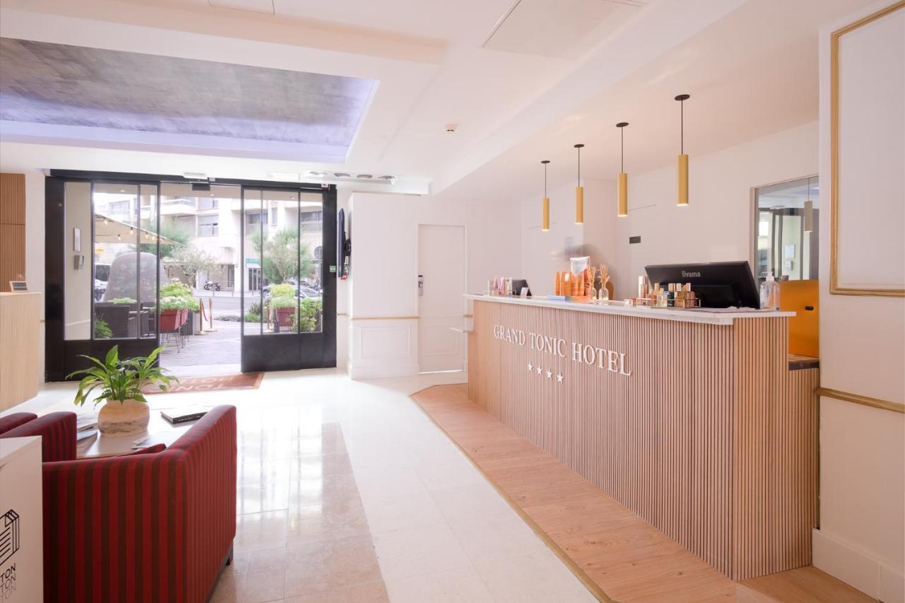 Grand Tonic Hotel & Spa Nuxe 비아히쯔 외부 사진