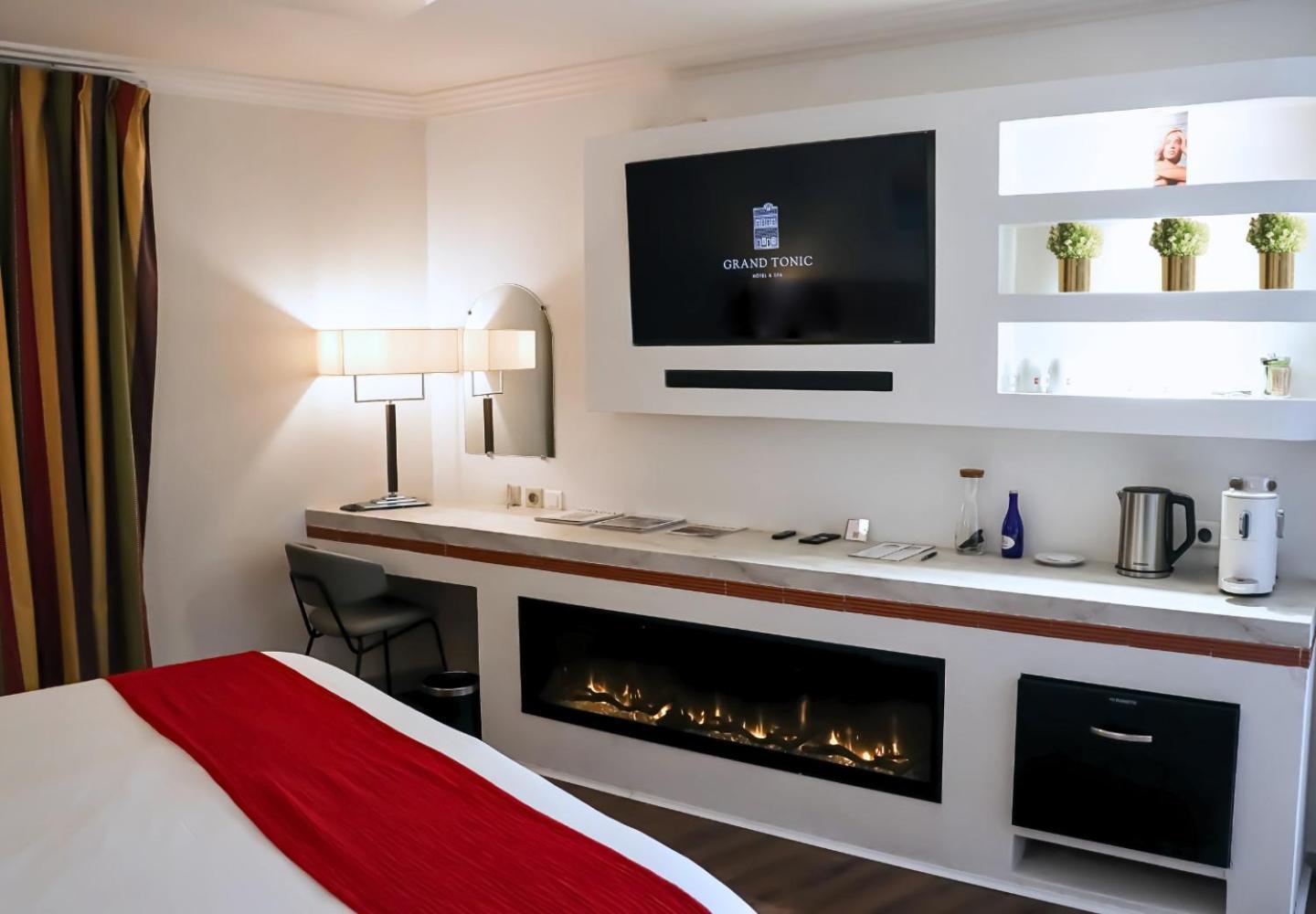 Grand Tonic Hotel & Spa Nuxe 비아히쯔 외부 사진